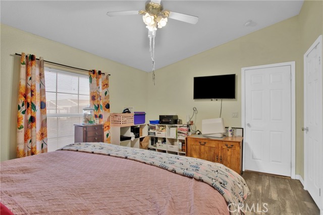 Detail Gallery Image 19 of 43 For 20843 Waalew Rd #C94,  Apple Valley,  CA 92307 - 4 Beds | 2 Baths