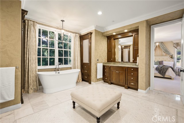 Image 20 of 50 For 755 Carriage House Drive