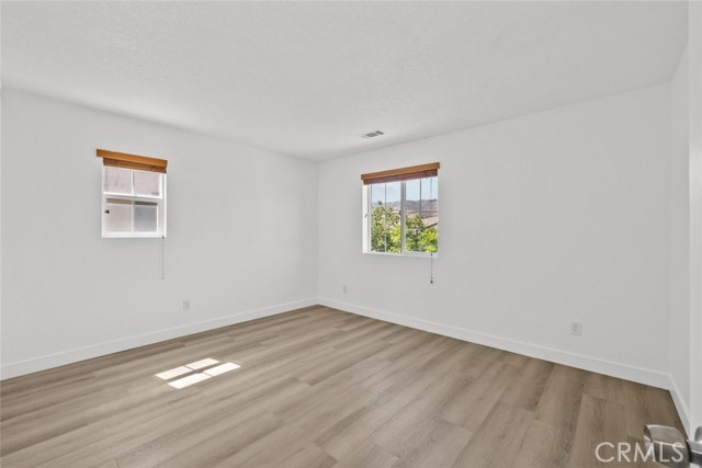 Detail Gallery Image 29 of 41 For 2455 Delicious Ln, Palmdale,  CA 93551 - 4 Beds | 3 Baths