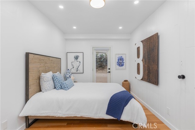 Detail Gallery Image 25 of 35 For 106 31st St, Newport Beach,  CA 92663 - 5 Beds | 3 Baths