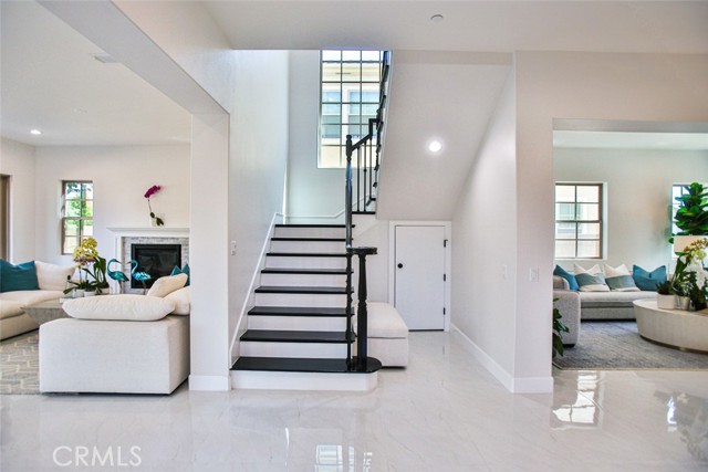 Detail Gallery Image 16 of 63 For 17413 Siena, Fountain Valley,  CA 92708 - 4 Beds | 4 Baths