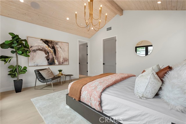 Detail Gallery Image 39 of 67 For 4634 Vesper, Sherman Oaks,  CA 91403 - 5 Beds | 5/1 Baths