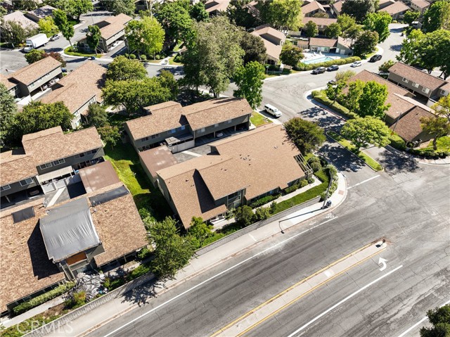Detail Gallery Image 26 of 29 For 2680 La Paloma Cir, Thousand Oaks,  CA 91360 - 2 Beds | 1/1 Baths