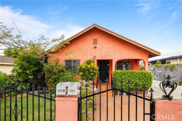 157 E 70th Street, Los Angeles CA: https://media.crmls.org/medias/88e2eb38-5db8-4485-b6dd-9316e599c3b9.jpg