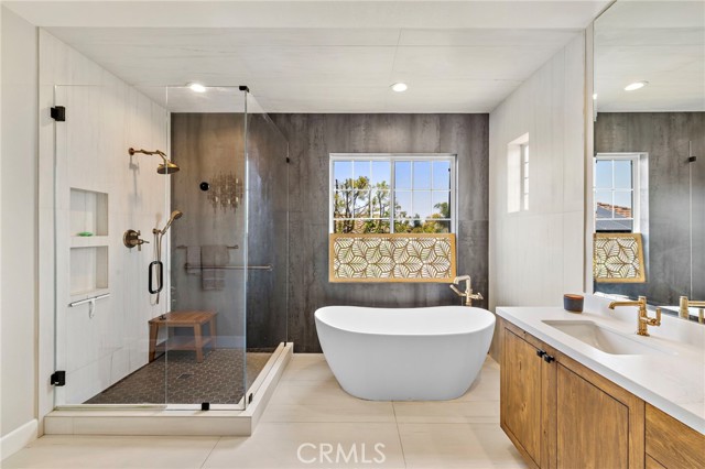 Detail Gallery Image 22 of 52 For 18 via Belleza, San Clemente,  CA 92673 - 5 Beds | 3 Baths