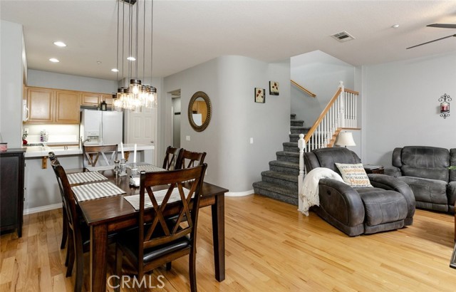Detail Gallery Image 1 of 39 For 2727 Night Jasmine Dr, Simi Valley,  CA 93065 - 3 Beds | 2/1 Baths