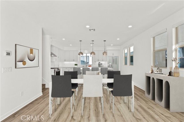 Detail Gallery Image 3 of 56 For 19542 Empire Ln, Northridge,  CA 91324 - 4 Beds | 4 Baths