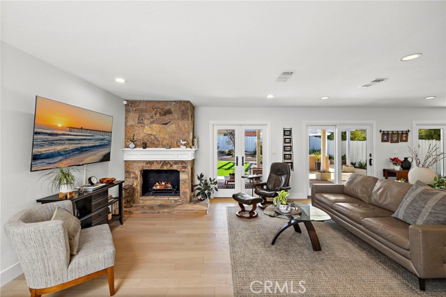 Detail Gallery Image 9 of 42 For 7722 Anillo Way, Carlsbad,  CA 92009 - 4 Beds | 2 Baths