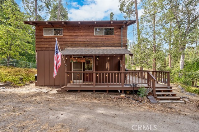 Detail Gallery Image 4 of 31 For 44800 Mountain Meadow Road, Oakhurst,  CA 93644 - 2 Beds | 1 Baths