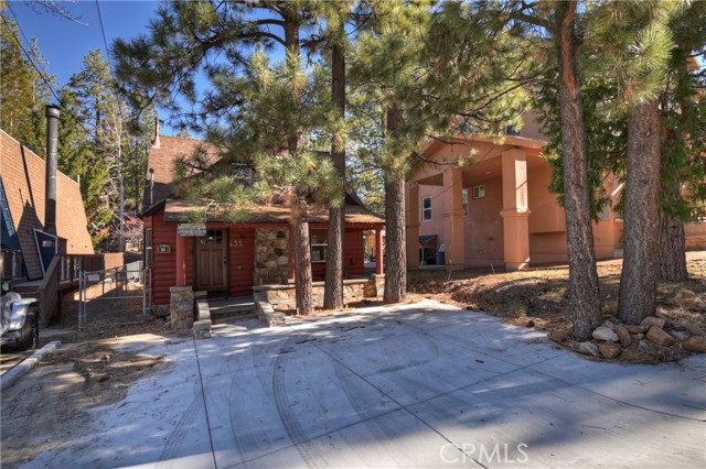 Detail Gallery Image 4 of 42 For 435 Arroyo, Big Bear Lake,  CA 92315 - 3 Beds | 1 Baths