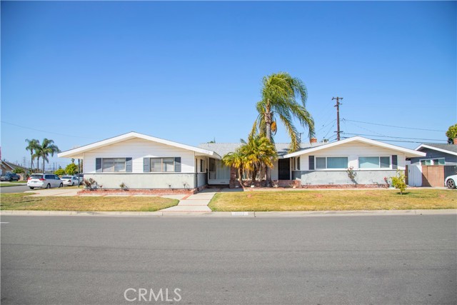 Detail Gallery Image 1 of 30 For 11192 Bowles Ave, Garden Grove,  CA 92841 - 3 Beds | 2 Baths