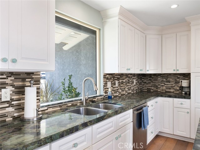 Detail Gallery Image 13 of 63 For 33211 Blue Fin Dr, Dana Point,  CA 92629 - 3 Beds | 2 Baths