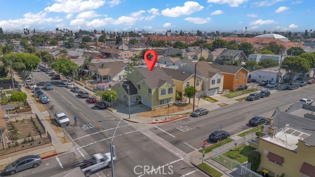 Detail Gallery Image 10 of 43 For 2503 Clarendon Ave, Huntington Park,  CA 90255 - 4 Beds | 2/1 Baths
