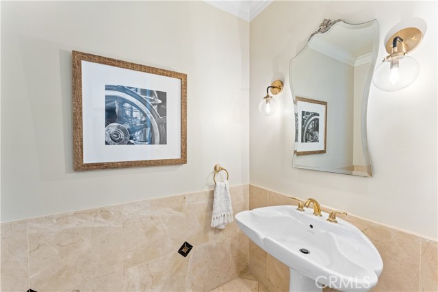 30781 Via Conquista, San Juan Capistrano CA: https://media.crmls.org/medias/88e7b953-33d5-4750-bebf-6ce4a7280fe8.jpg