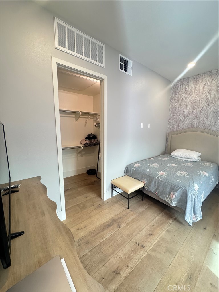 88e7d535 09b4 416e Abee B622b55b5a5f