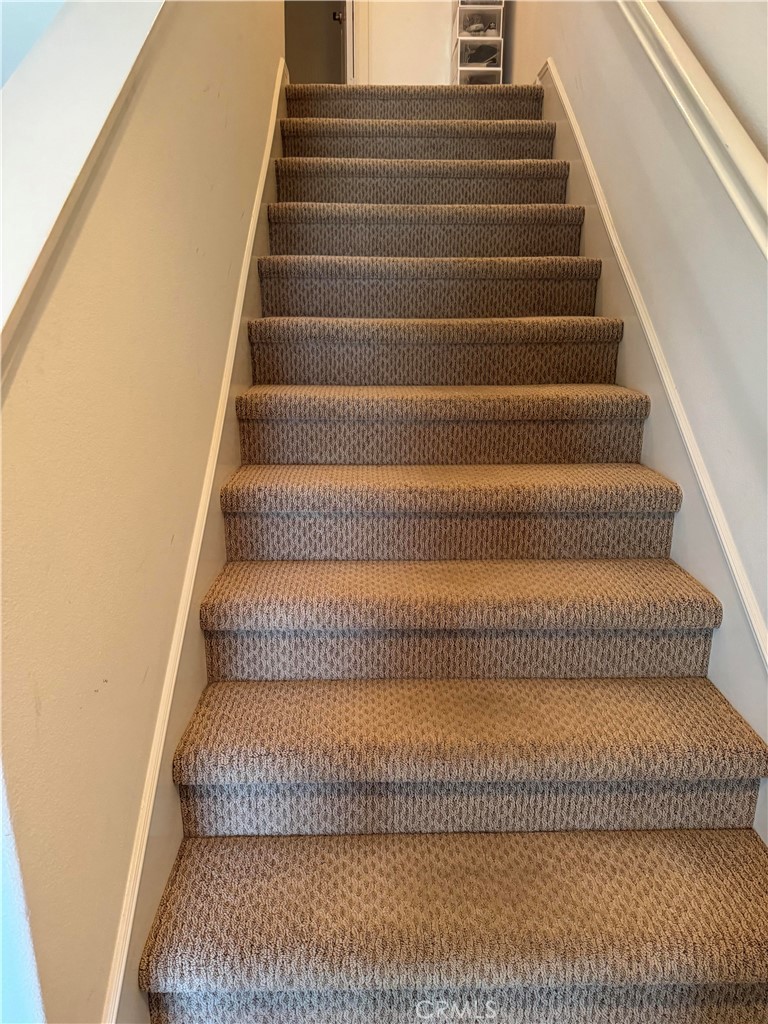 https://media.crmls.org/medias/88e928a7-5570-4800-8ddc-780f42a2b4d8.jpg?preset=X-Large