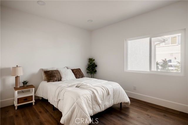 Image 16 of 32 For 26868 Canyon End Road