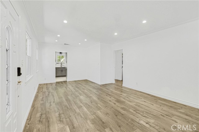 Detail Gallery Image 19 of 48 For 7611 Yates St, Tujunga,  CA 91042 - 2 Beds | 2 Baths
