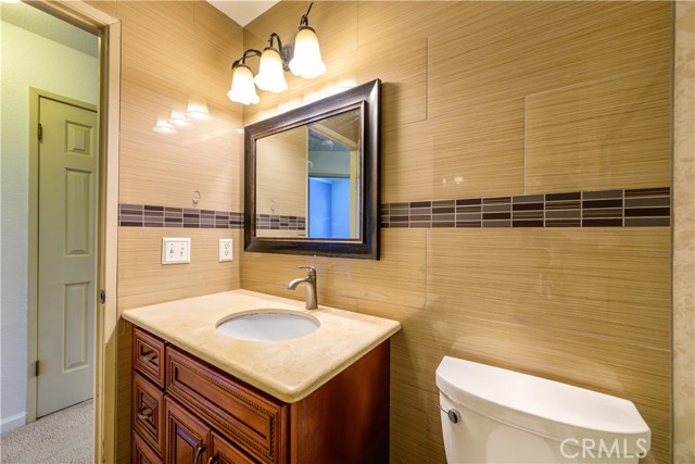 5004 Crandallwood Drive, Fremont CA: https://media.crmls.org/medias/88e9d9e4-c388-4e10-bebd-b414772f46c0.jpg
