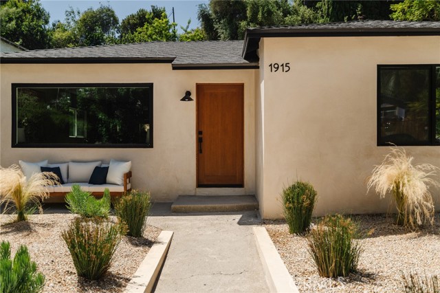 Image 2 of 40 For 1915 Avenue 52
