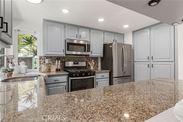 13026 Creek Park Drive, Poway, California 92064, 4 Bedrooms Bedrooms, ,3 BathroomsBathrooms,Residential,For Sale,Creek Park Drive,PW24117048