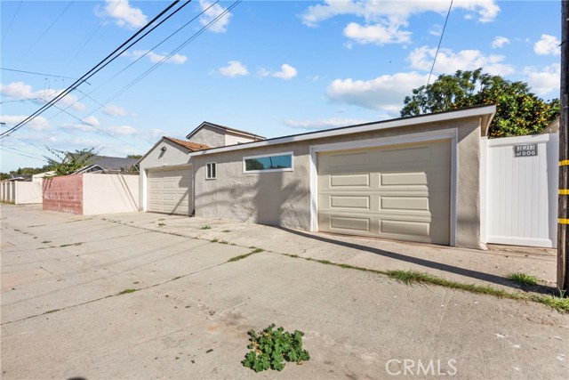 Detail Gallery Image 35 of 46 For 2871 Daisy Ave, Long Beach,  CA 90806 - 3 Beds | 2 Baths