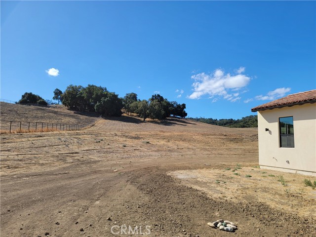 Detail Gallery Image 8 of 50 For 8716 San Rafael Rd, Atascadero,  CA 93422 - 4 Beds | 3/1 Baths