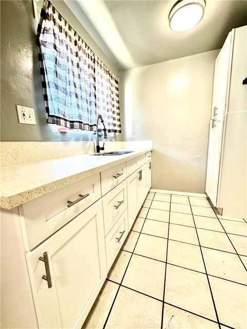 Detail Gallery Image 25 of 27 For 227 E 111th St, Los Angeles,  CA 90061 - 5 Beds | 3 Baths