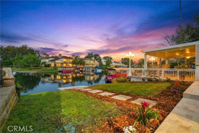 Detail Gallery Image 2 of 68 For 22706 Wood Lake, Lake Forest,  CA 92630 - 3 Beds | 3 Baths