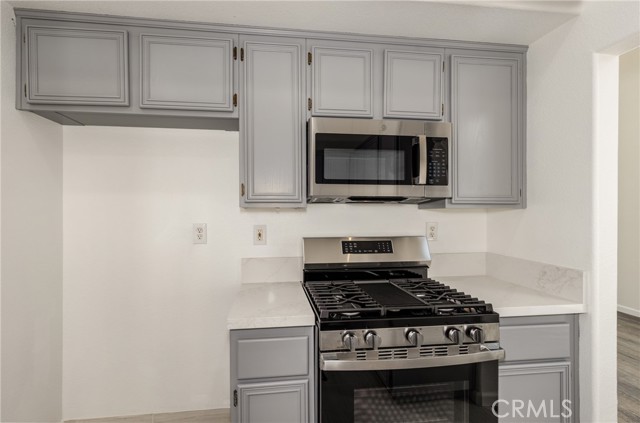 27615 Chatham Lane, Menifee CA: https://media.crmls.org/medias/88ed0e50-0321-43f5-bdc3-044686d80a76.jpg