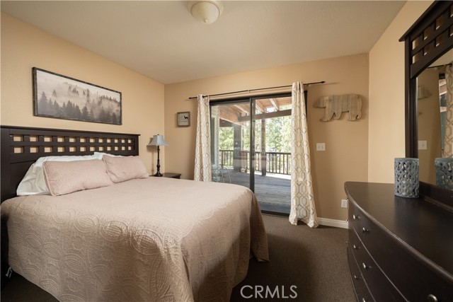 Detail Gallery Image 30 of 45 For 42592 Donez Way, Big Bear Lake,  CA 92315 - 9 Beds | 5/1 Baths