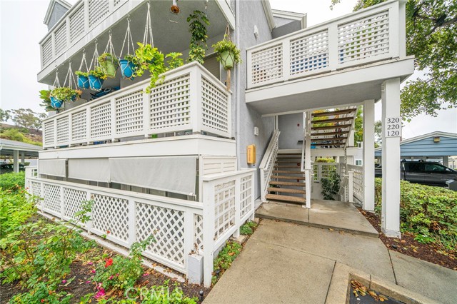 MLS# OC23074987