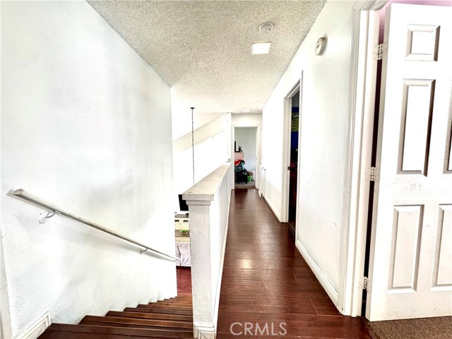 Detail Gallery Image 13 of 21 For 11948 Albion Way, Moreno Valley,  CA 92557 - 4 Beds | 2/1 Baths