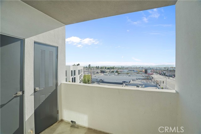 Detail Gallery Image 24 of 32 For 8750 Sepulveda Bld #308,  North Hills,  CA 91343 - 1 Beds | 1 Baths