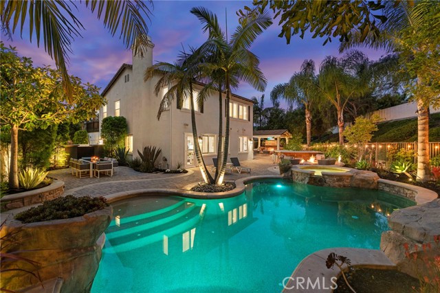 Detail Gallery Image 3 of 69 For 13 via Abrazar, San Clemente,  CA 92673 - 5 Beds | 3/1 Baths