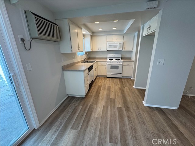 Detail Gallery Image 11 of 24 For 4301 Farquhar Ave, Los Alamitos,  CA 90720 - 2 Beds | 1/1 Baths