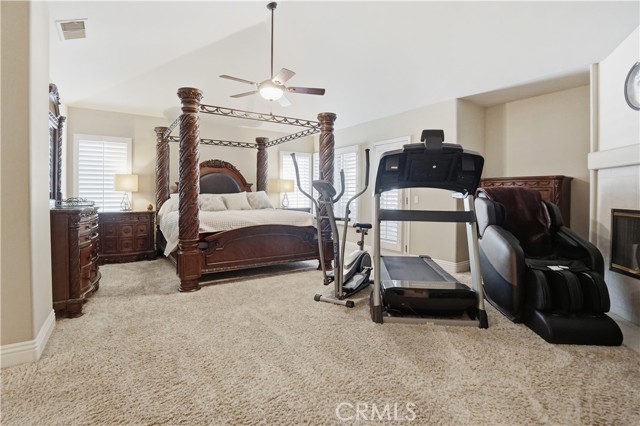 Detail Gallery Image 50 of 69 For 27139 Crystal Springs, Canyon Country,  CA 91387 - 4 Beds | 2/1 Baths