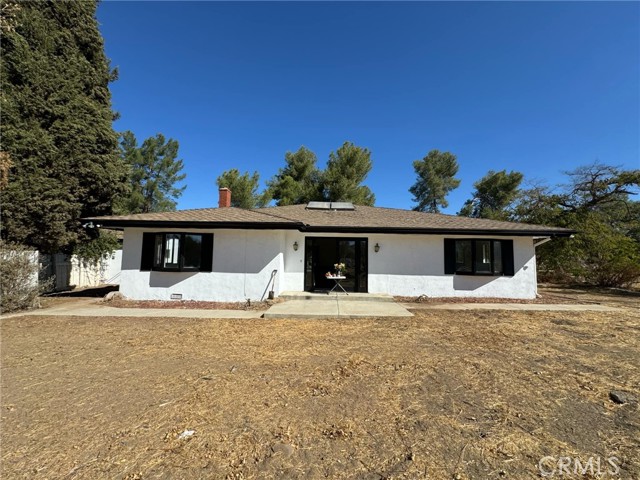 Detail Gallery Image 4 of 16 For 40490 Vista Rd, Hemet,  CA 92544 - 3 Beds | 4 Baths