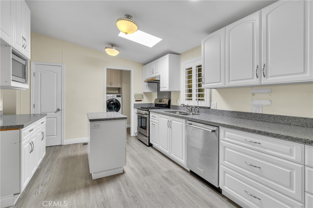 971 Borden - photo 16