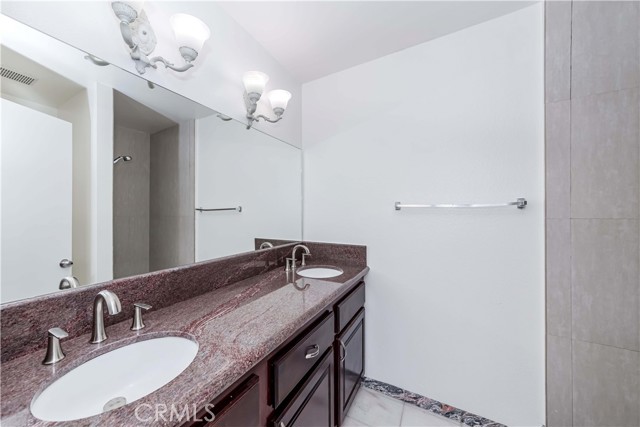 Detail Gallery Image 24 of 39 For 16414 Cornuta Ave #11,  Bellflower,  CA 90707 - 2 Beds | 2/1 Baths