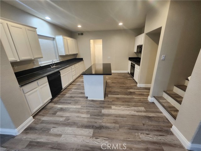 Detail Gallery Image 16 of 49 For 3506 Riverwalk Ct, Perris,  CA 92571 - 8 Beds | 3 Baths