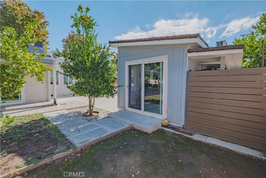 MLS #DW25230830 image #30