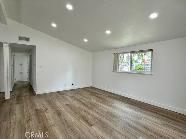 Detail Gallery Image 9 of 42 For 2413 W Monta Vista Ave, Santa Ana,  CA 92704 - 3 Beds | 2 Baths