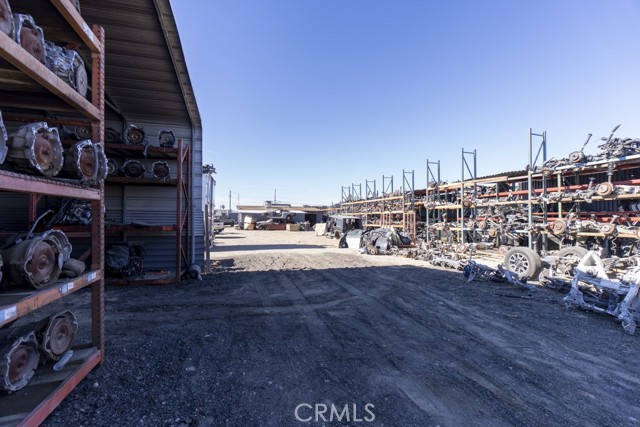 42052 3rd Street, Lancaster, California 93535, ,Commercial Lease,For Rent,42052 3rd Street,CRBB24251746