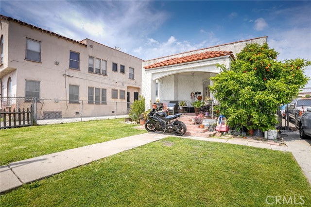 Detail Gallery Image 11 of 14 For 3327 W 59th Pl, Los Angeles,  CA 90043 - 3 Beds | 1 Baths