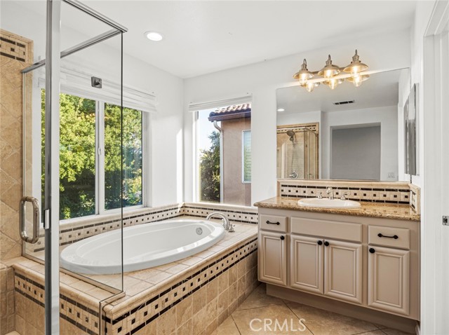 28911 Mirada Circulo, Valencia CA: https://media.crmls.org/medias/88f1e177-7cce-4666-a8b0-c15d97cc66c6.jpg