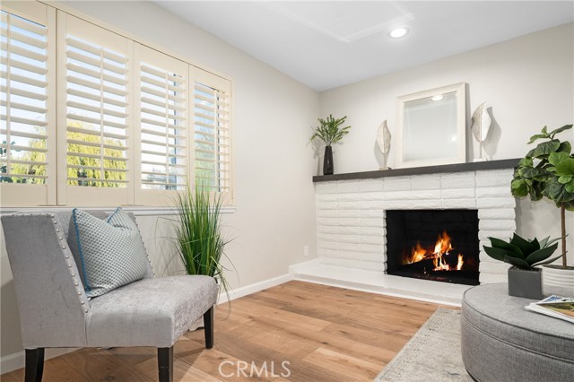 Detail Gallery Image 9 of 32 For 14727 Red Hill Ave, Tustin,  CA 92780 - 2 Beds | 1/1 Baths