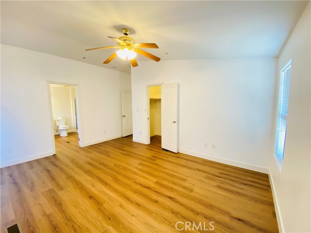 56476 Desert Gold Drive, Yucca Valley CA: https://media.crmls.org/medias/88f35bce-f430-4ec0-b5da-c63c6e9a2597.jpg