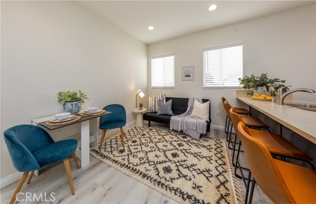 Detail Gallery Image 20 of 30 For 6051 Summerdale Dr, Huntington Beach,  CA 92647 - – Beds | – Baths