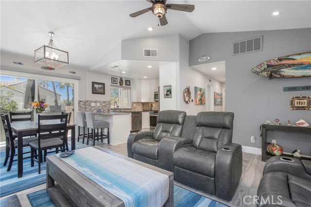 37 Fleurance Street, Laguna Niguel CA: https://media.crmls.org/medias/88f471e8-a4b6-49e1-8ec0-5b4aea1ca84c.jpg